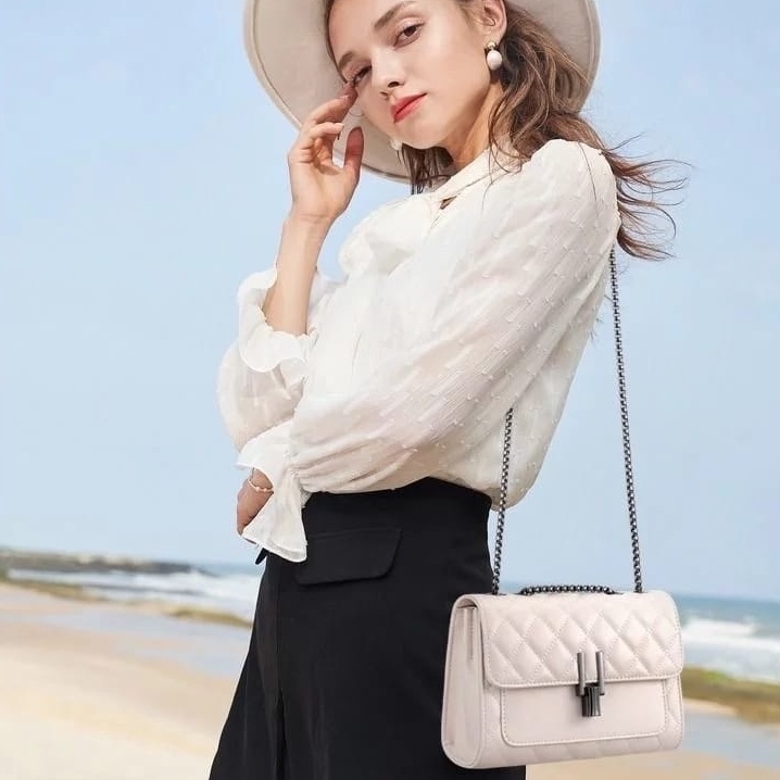 MEIMEISHOP TAS SELEMPANG WANITA MURAH FASHION CHELSY BAG TAS KOREA STYLE TERBARU TAS SLINGBAG RANTAI TAS RANTAI ULIR SELINA SLING BAG VALENSIA