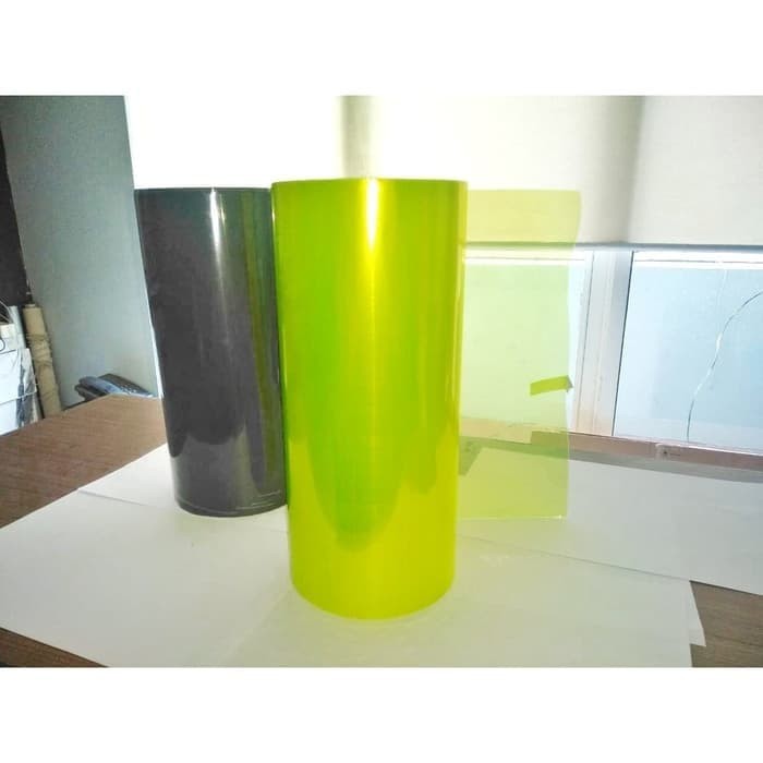 

Sticker Hybrid Per Lembar 30cm X 50cm hijau dan hitam