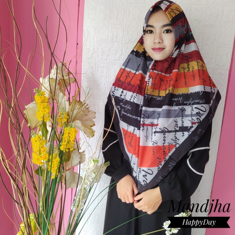 Mandjha Scarf Voal Hijab Wanita by Ivan Gunawan Series Happy Day