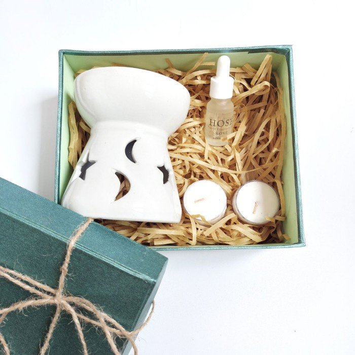 SALE 1 SET GIFT TUNGKU AROMATERAPI KERAMIK & FRAGRANCE OIL - rose