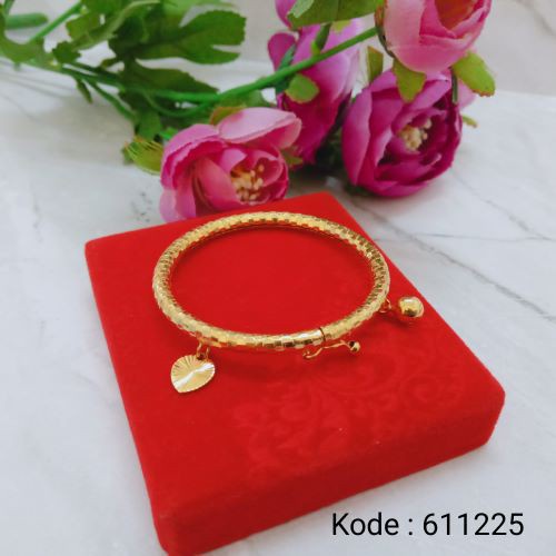 [BAYAR DITEMPAT] P61125 Gelang  Tangan Karakter Anak Xuping Lapis Emas Anti Karat Pusat Xuping Jakar