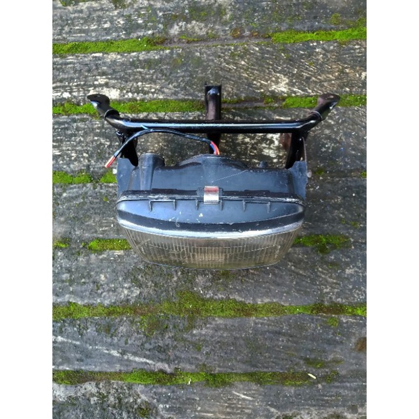 Lampu Depan Headlamp Reflektor Set Breket Dudukan Adaptor Suzuki RGR 150 RGR Jumbo RGR Sprinter Orig