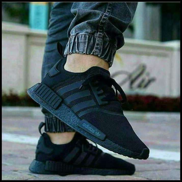 all black nmd men