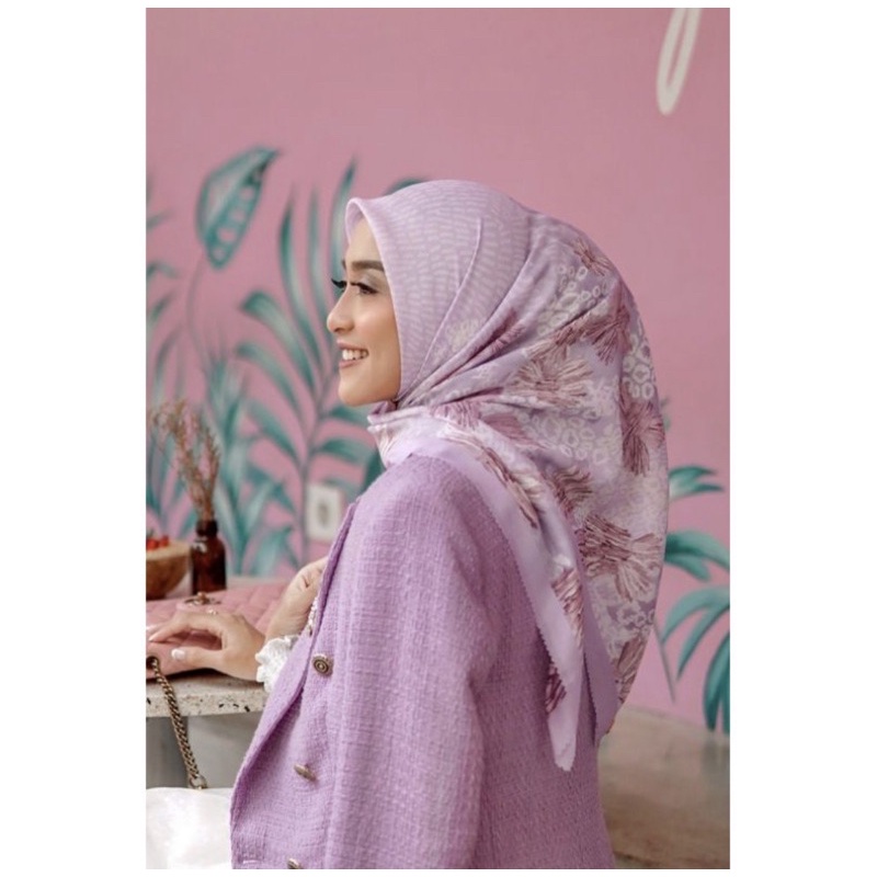 Les Amities Buttonscraves-Lilac