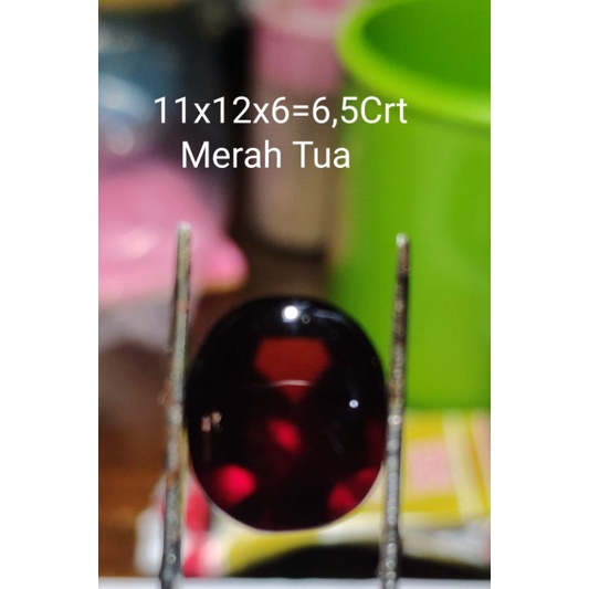 Natural Rhodolite Garnet / Garnet