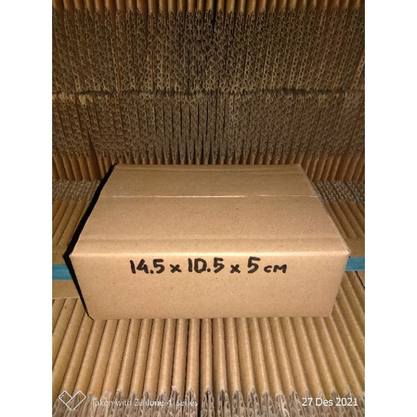 

Kardus 14.5x10.5x5 cm Baru tebal polos luar dalam