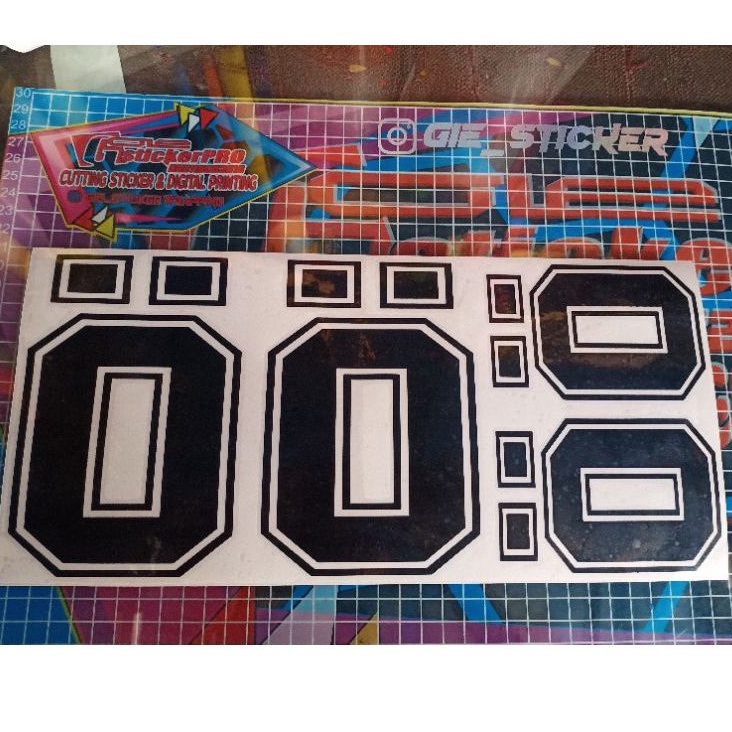 

STICKER LOGO O OHLINS CUTTING universal bisa di pasang semua bodi motor isi udah 1set termurah