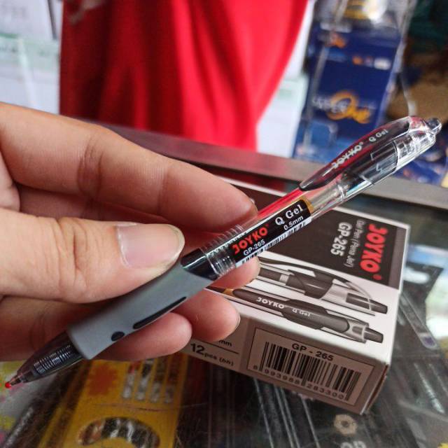

YIN PULPEN JOYKO GEL Q - GEL 0.5 mm isi 12