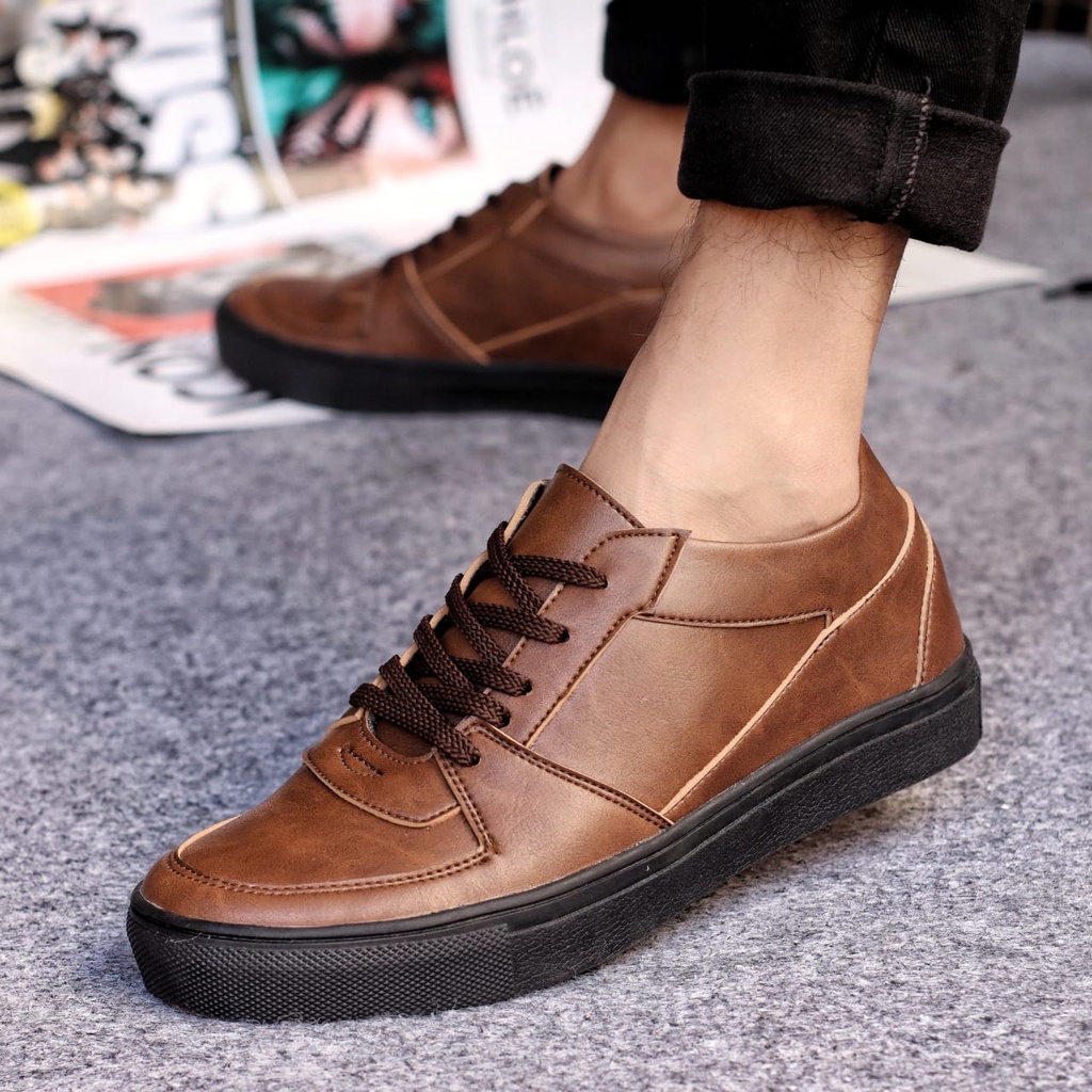 MOLK|Sepatu Kasual Sneakers Pria Kulit Pu Original  Fashion Gaya Kekinian Sneaker Keren Masa Kini