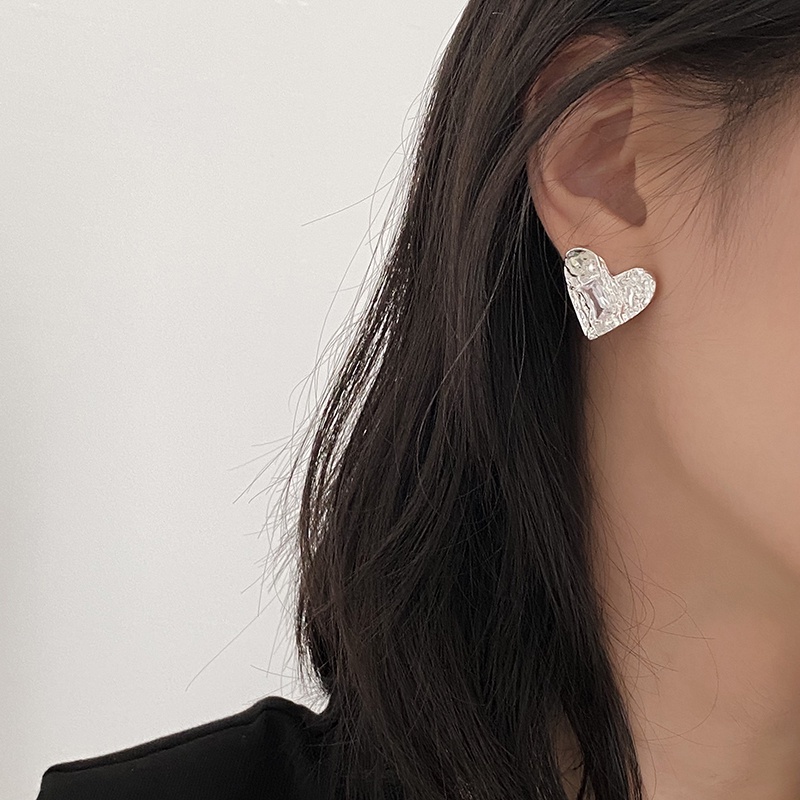 Anting Tusuk Gantung Bahan Sterling silver 925 Desain Hati Gaya Retrokeren Untuk Wanita