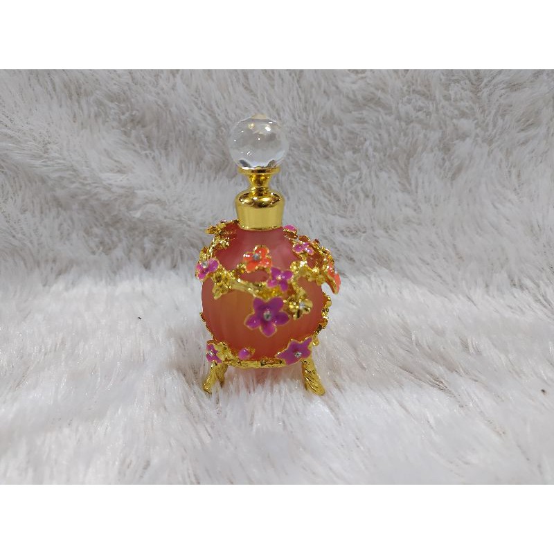 Arabian Parfume Shy Oud by luino beauty