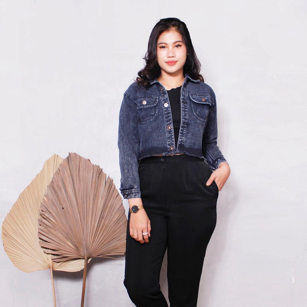 JAKET JEANS NIRINA RAWIS SNOWBLACK JUMBO / JAKET JEANS XL / JAKET CROP BIG SIZE/JAKET JEANS BESAR