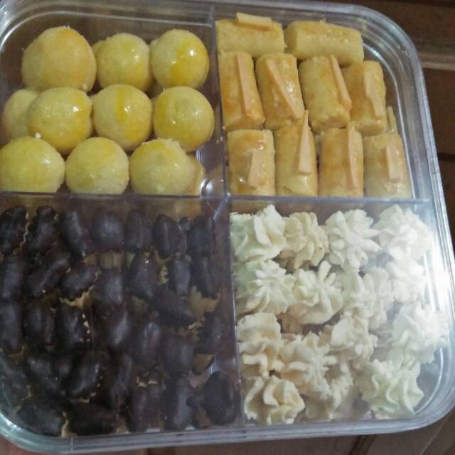 

kue lebaran 4 rasa