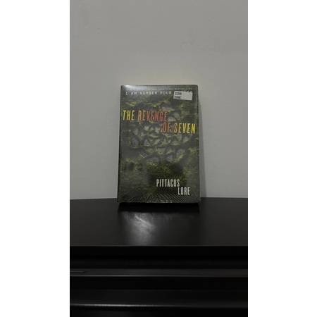 The Revenge of Seven - Pittacus Lore (English Paperback)