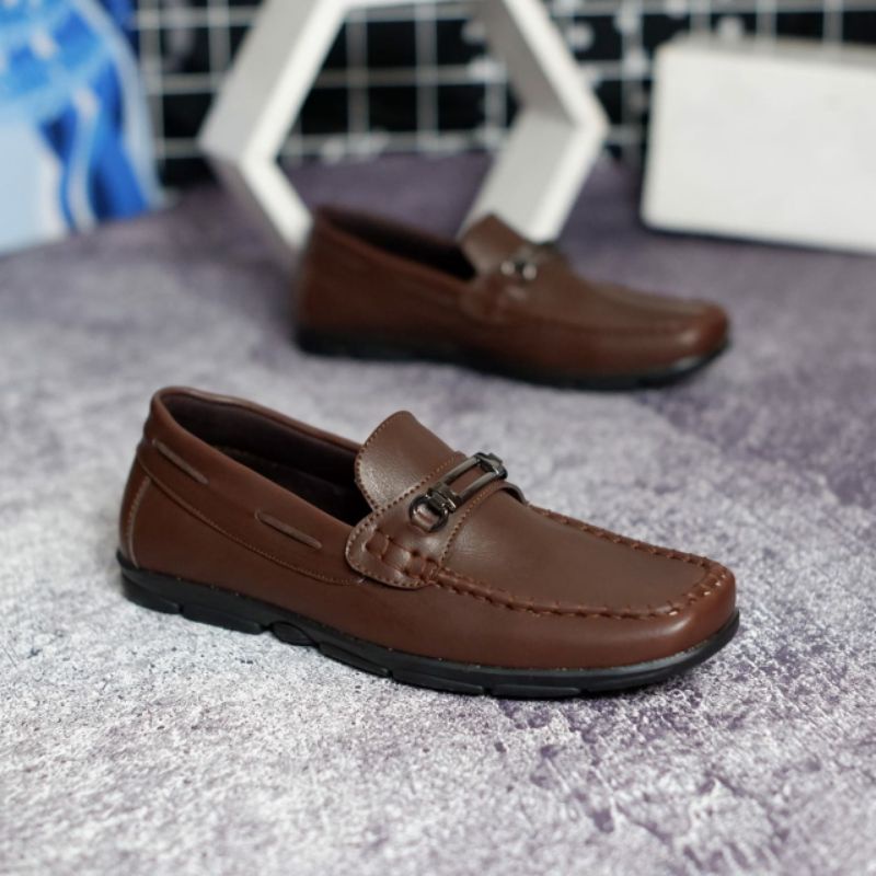 MDMX KENZI Sepatu Formal Pria Pantofel Kulit Sintetik Slip On Kerja Kantor Casual