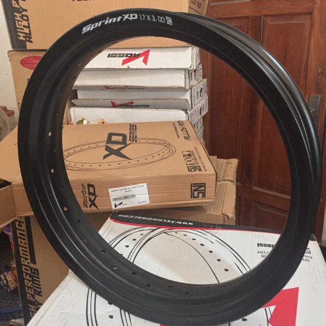 VELG ROSSI SPRINT XD 17-300 BLACK LUBANG 36
