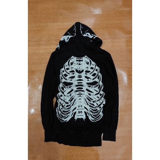 hoodie tengkorak print by glad news second