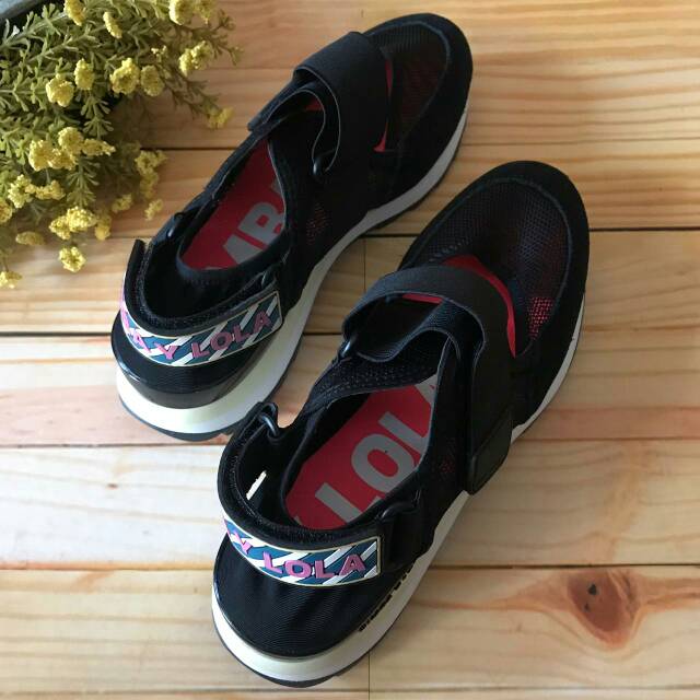 PRELOVED BIMBA Y LOLA SHOES