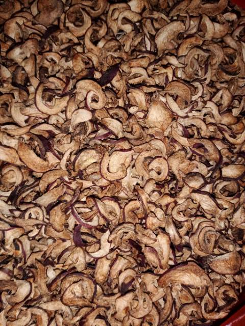 

Mahkota Dewa Kering (100 gram Rp 11,000)