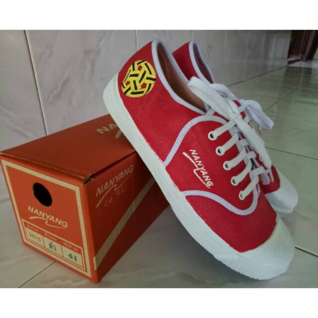 SEPATU NANYANG MOTIF 205-S (MERAH)
