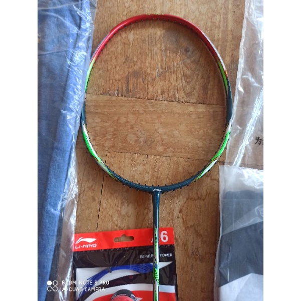 Lining G-Force 9 bonus tas kaos senar grip