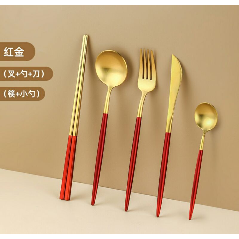 ( 1pcs ) Sendok makan gold / sendok makan emas / garpu gold / garpu makan korea / Set Alat Makan Korea Stainless Steel Tebal - Alat Set Makan Sendok Korea Cantik Mewah Stainless Garpu Sumpit Sendok Anti Karat /sendok sultan / sendok garpu Korea warna