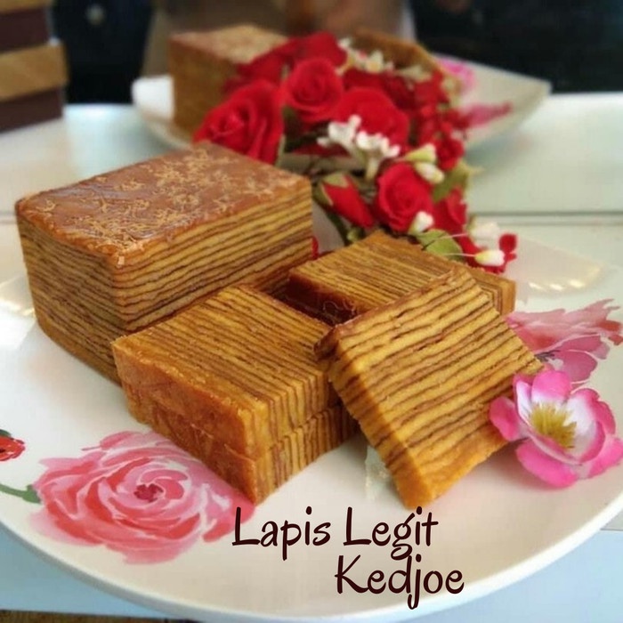 

Lapis Legit Keju Premium Asli Surabaya Moist dengan Resep Kuno