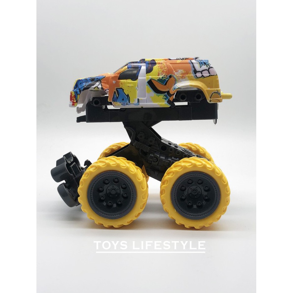 Toy Addict Off Road Car With Open Door Functioning Skala 1:32 (Kuning)