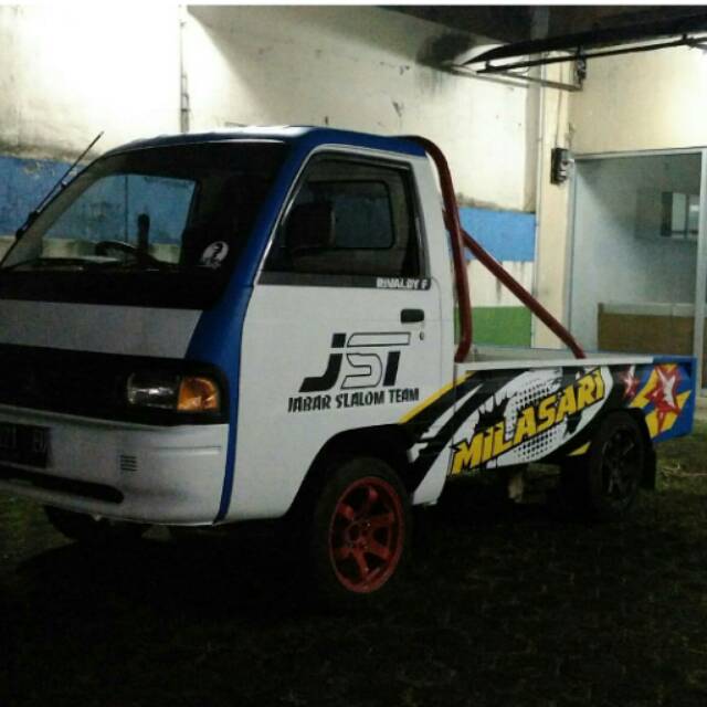 

cutting sticker stiker bebas desain printing waterproof label merk laminasi 76