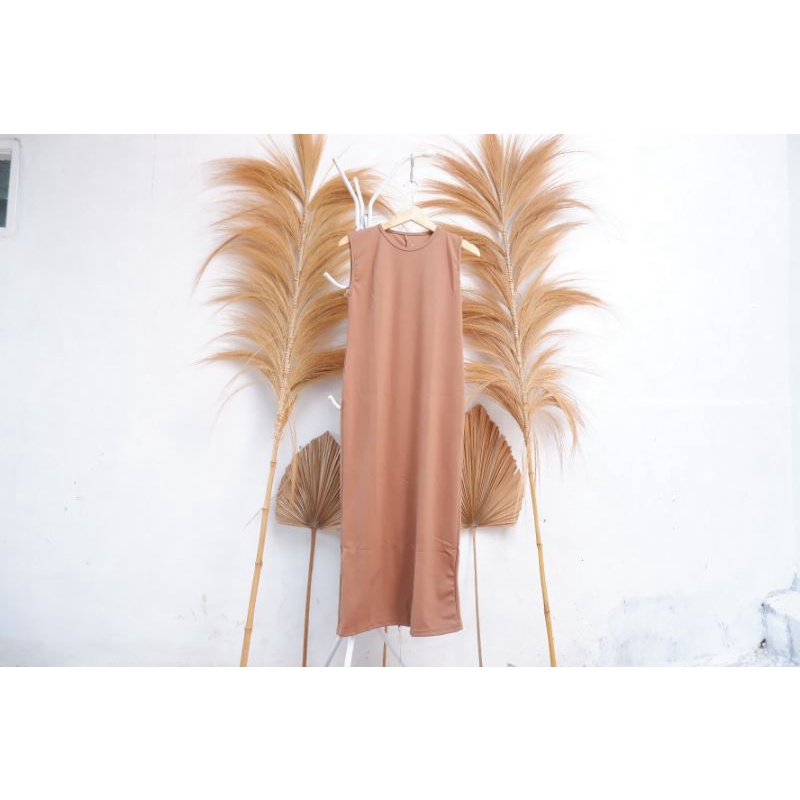 INNER DRESS SCUBA / INNER DRESS SPAN / INNER DRES HITAM / MANSET DRESS HITAM / ROK MANSET HITAM / MANSET TERUSAN HIJAB HITAM / TERUSAN MANSET HIJAB / DALAMAN ROK SPAN / INNER SPAN SCUBA / MAXI SPAN DRESS / DRESS SPAN MAXI / INNER DRESS MURAH / BISA COD-8
