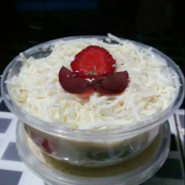 

Salad buah ukuran 200ml