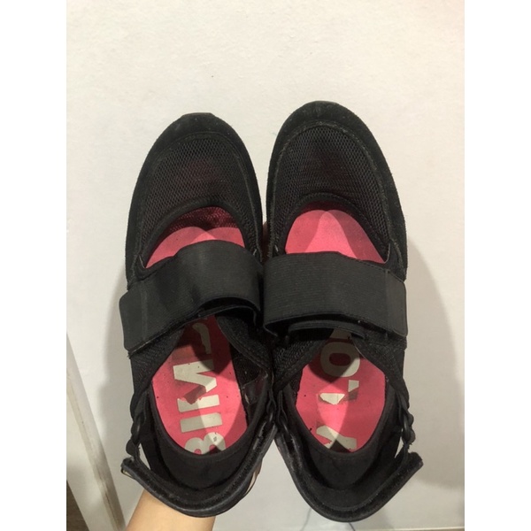 BIMBA Y LOLA Shoes Only Preloved size 37