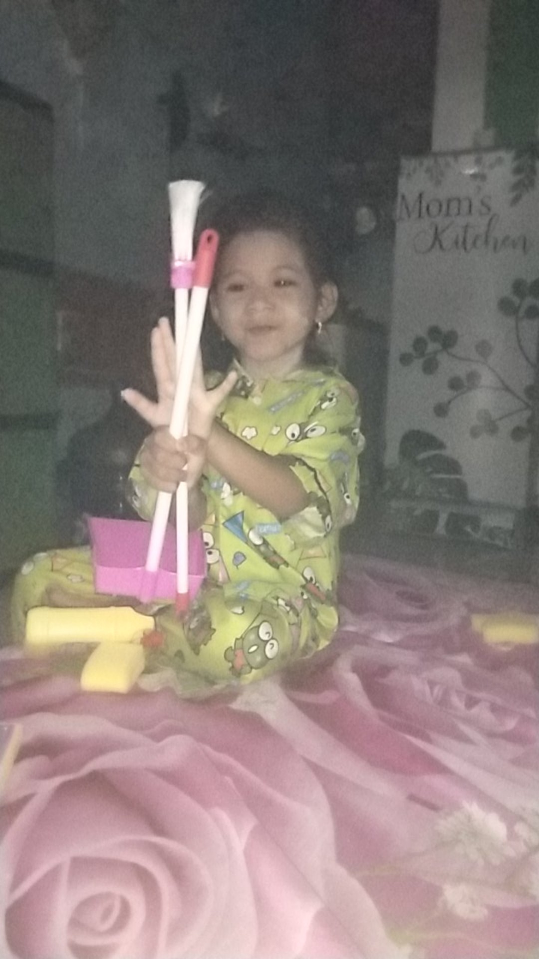 Mainan Alat Bersih Bersih Little Helper Sapu Pel Cleaning Set