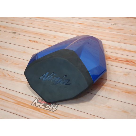 SINGLE SEAT KAWASAKI ZX25R ZX 25 R ZX 25R ORIGINAL KAWASAKI- BLUE