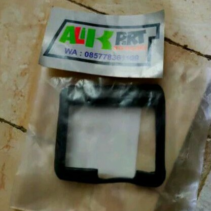 karet master rem depan zx130 original