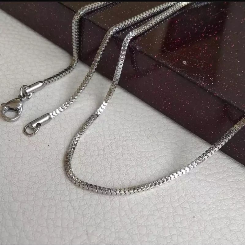 KALUNG TITANIUM SILVER MODEL MILANO KACA FASHION PRIA WANITA-KALUNG MILANO KACA SILVER