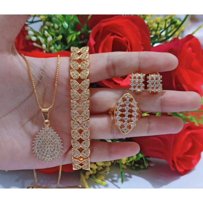 Satu Set Xuping Lapis Emas 24K Super Mewah .