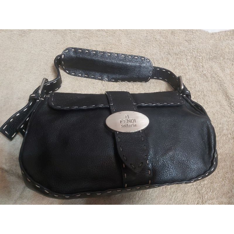 SOLD BY OFFLINE (KAK MEILANI) Tas Monza  HandBagFendi Selleria