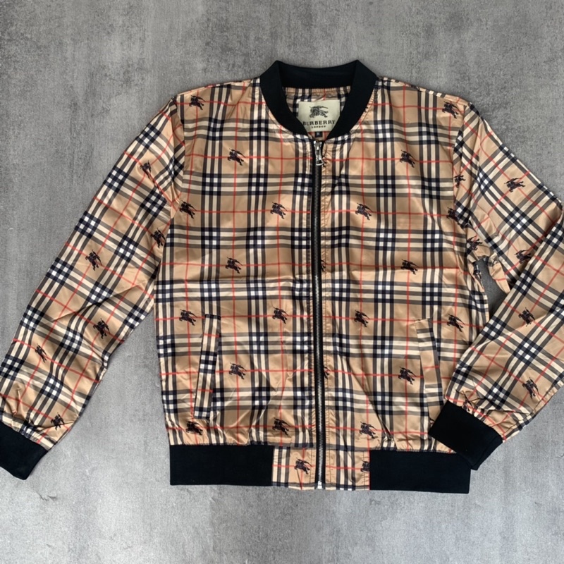 Jaket Bomber Parasut Pria Burberry Check BU98028