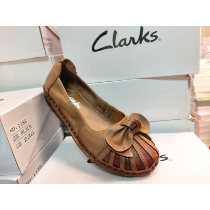 Clarks radial pita / Clarks flat / sepatu Clarks wanita