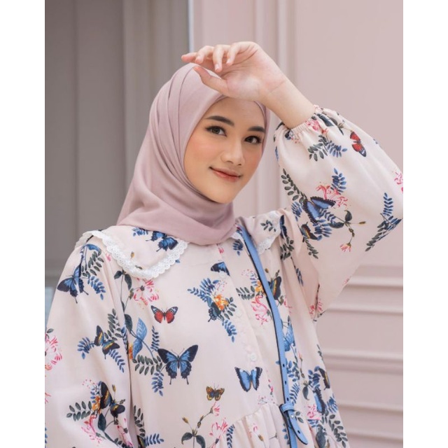 Sabine dress pappilon by Haideeorlin