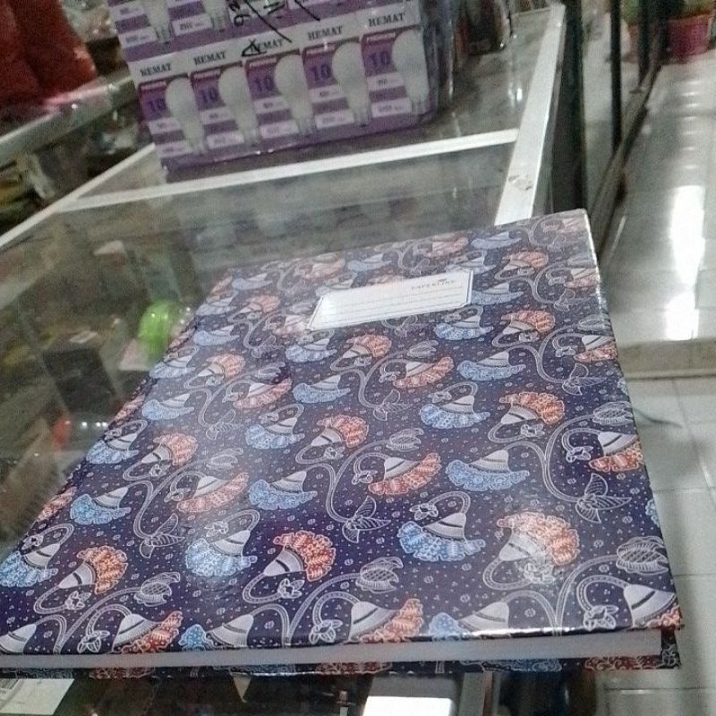 

Buku besar Paper line 100 Lembar