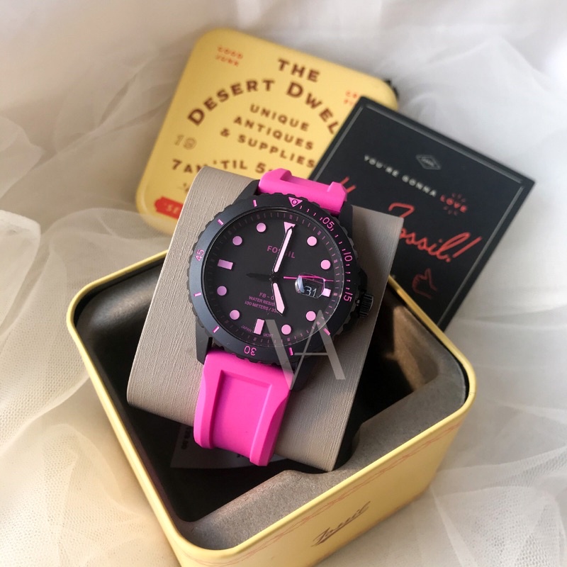 Jam Tangan Fossil FS5685 - Three Hand Date Pink Neon Silicone Watch