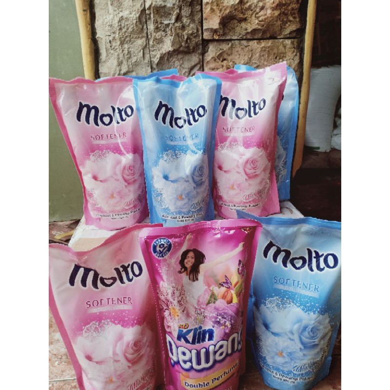 

MOLTO SOFTENER 820 ml