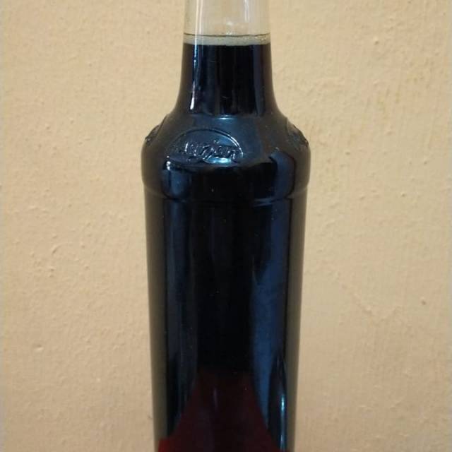 

Madu hitam Sumbawa