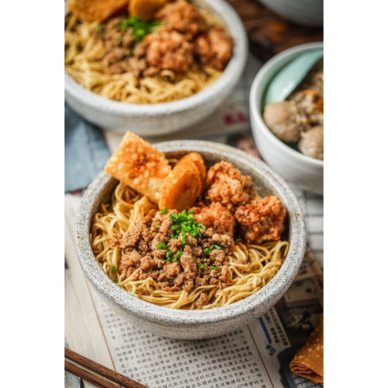 

Porki Noodle Komplit