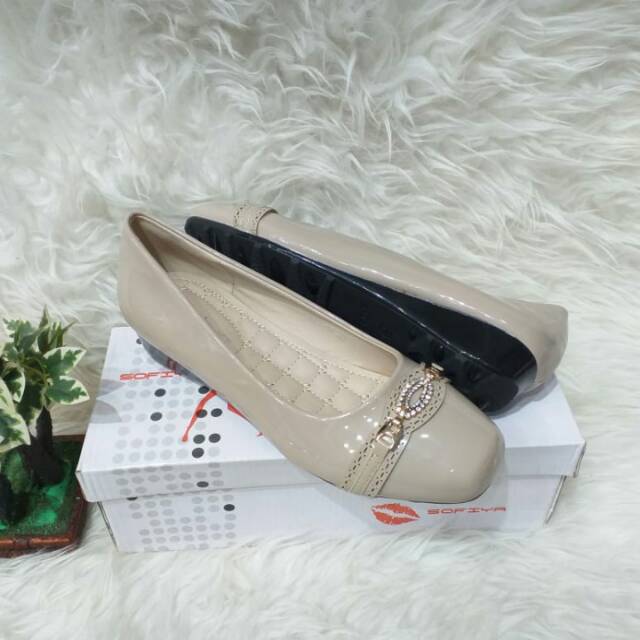 SOFIYA IMPORT FLAT