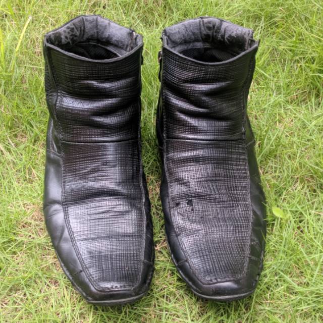 Preloved Sepatu Jim Joker