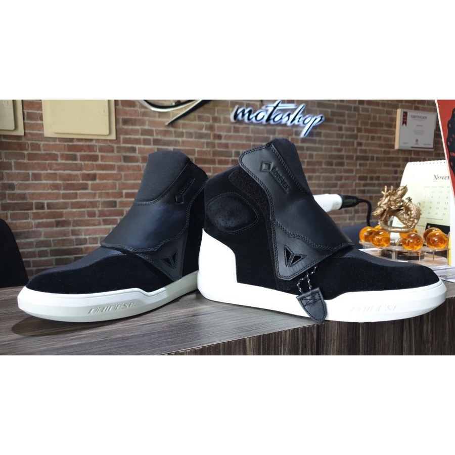 Dainese Dover Goretex shoes