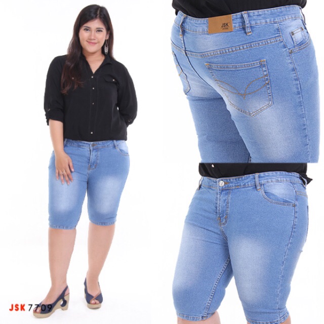 Celana Jeans Pendek Wanita / Celana Jeans Wanita / Celana Pendek Jeans JUMBO BIG SIZE / Jeans Pendek